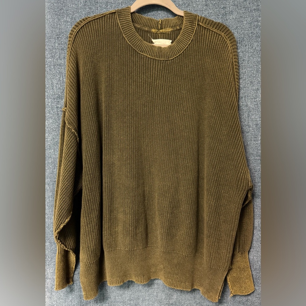 Aerie olive green oversized sweater- heavy knit